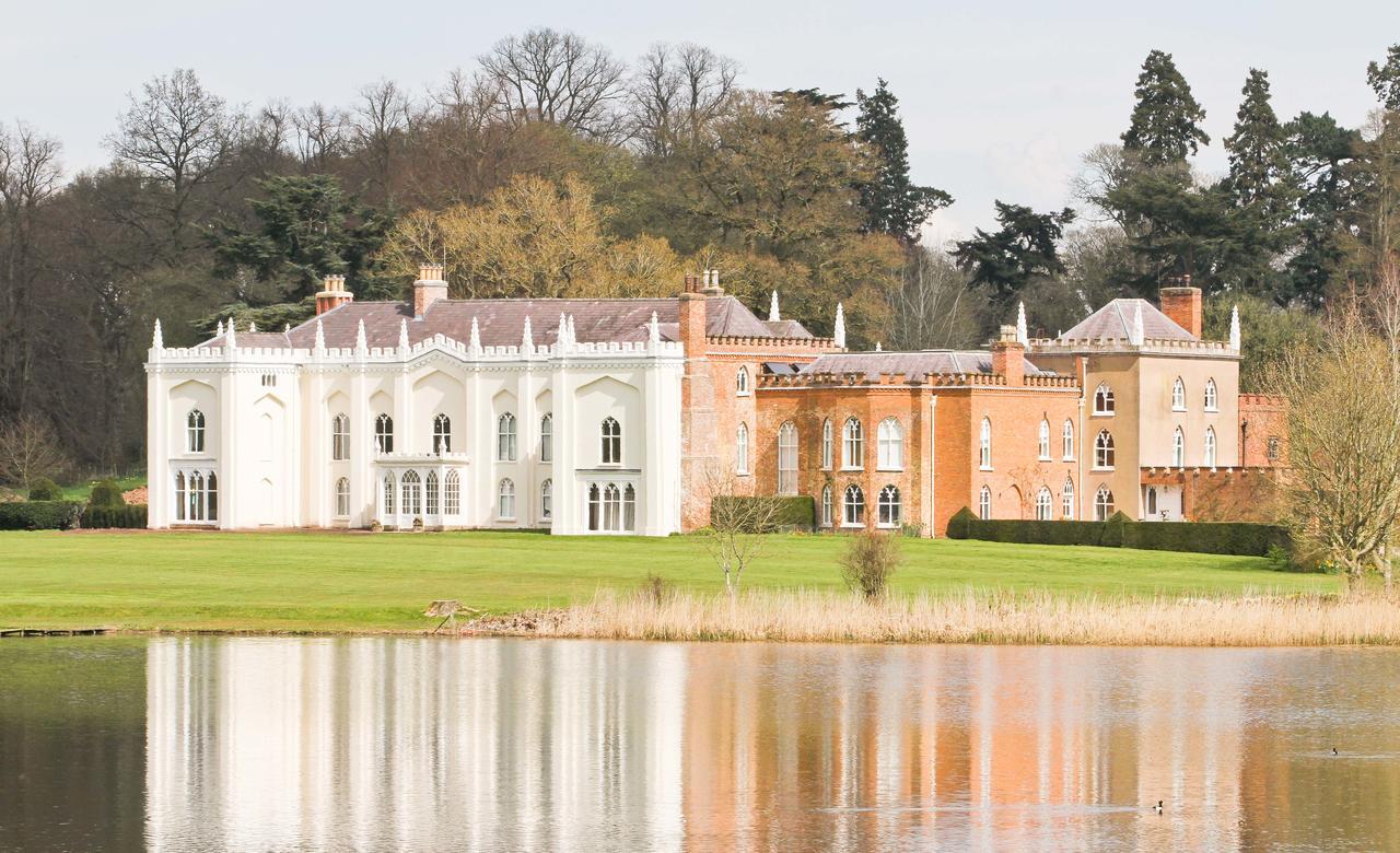 The North Wing - Combermere Abbey Bed & Breakfast Whitchurch  Exterior photo